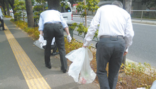 定期的な清掃活動（東京本社）